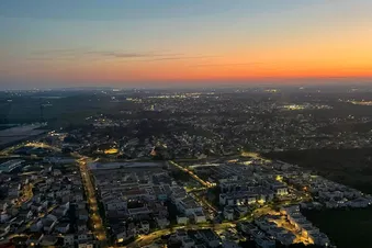 Coucher du soleil en hélicoptère