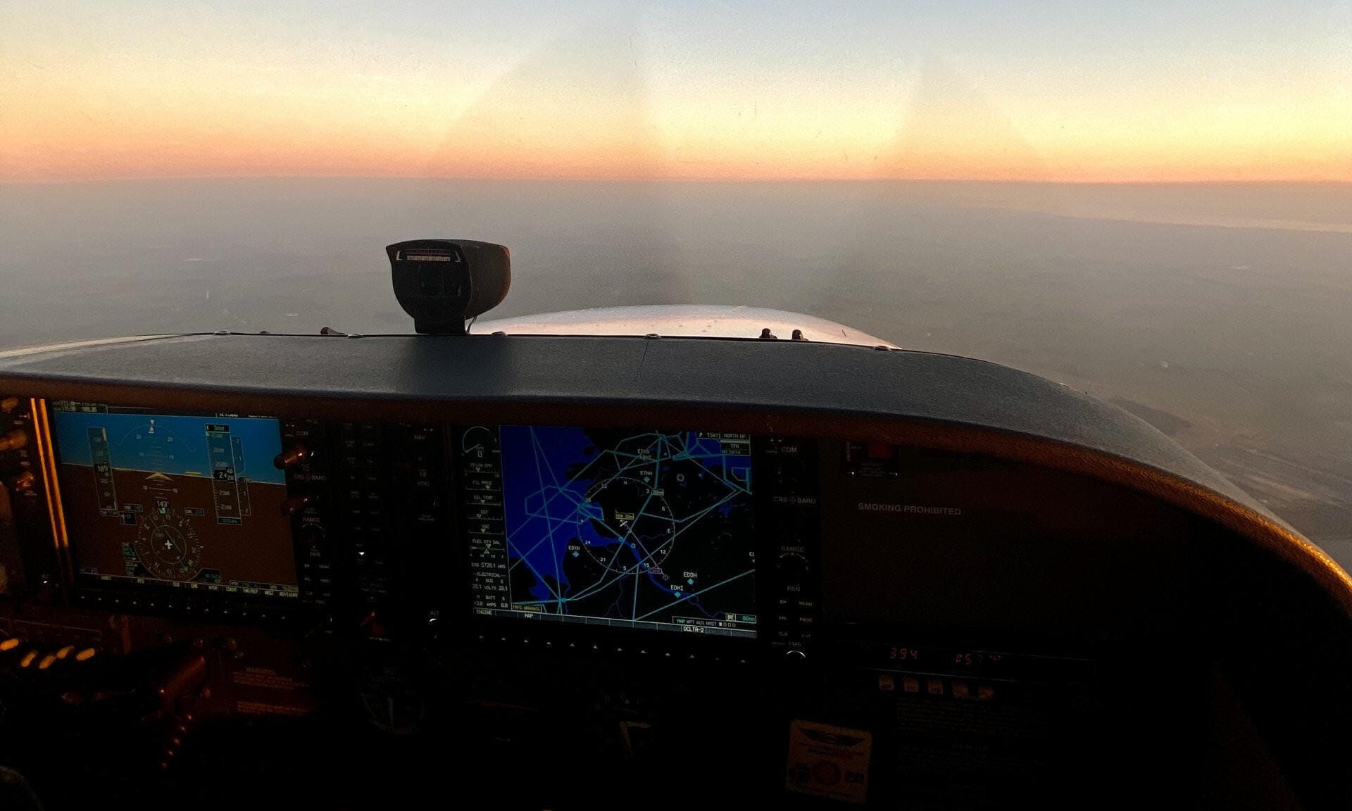 Schnupperflug Cessna 172S Digital-Cockpit + 2 Begleitpers.