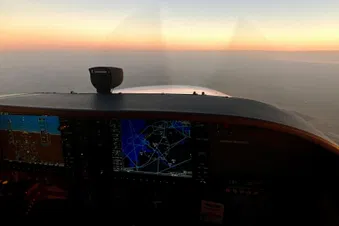 Schnupperflug Cessna 172S Digital-Cockpit + 2 Begleitpers.