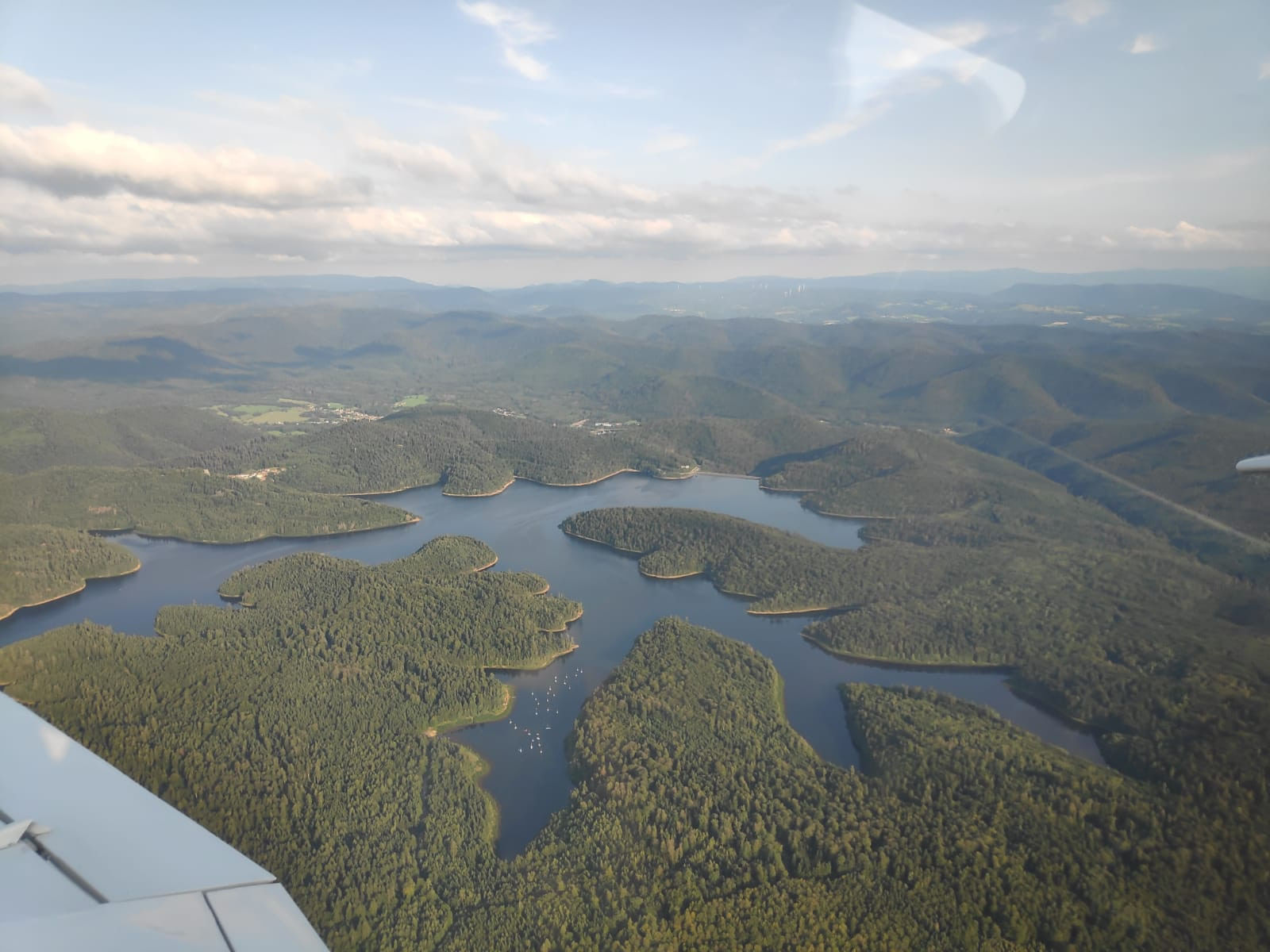 Survol pays des étangs et massif des Vosges