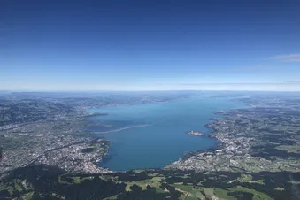 Schöner Bodensee und Rheinfall (Schweiz) Rundflug