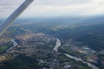 Survol de la vallée du Lot