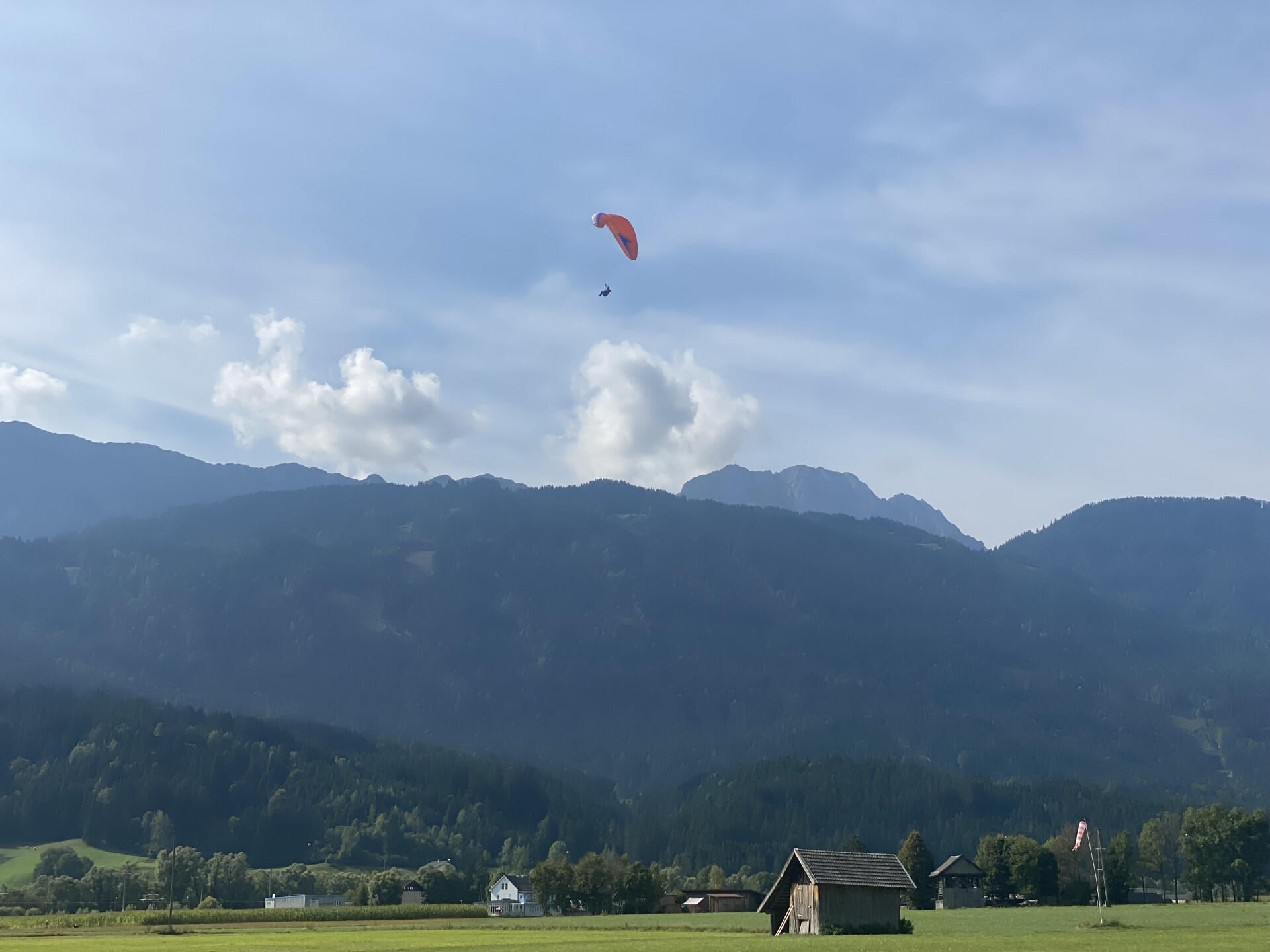 Paraglider im Drautal