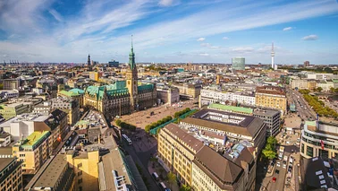 Alster, Elbphilharmonie und Hafen von oben ...