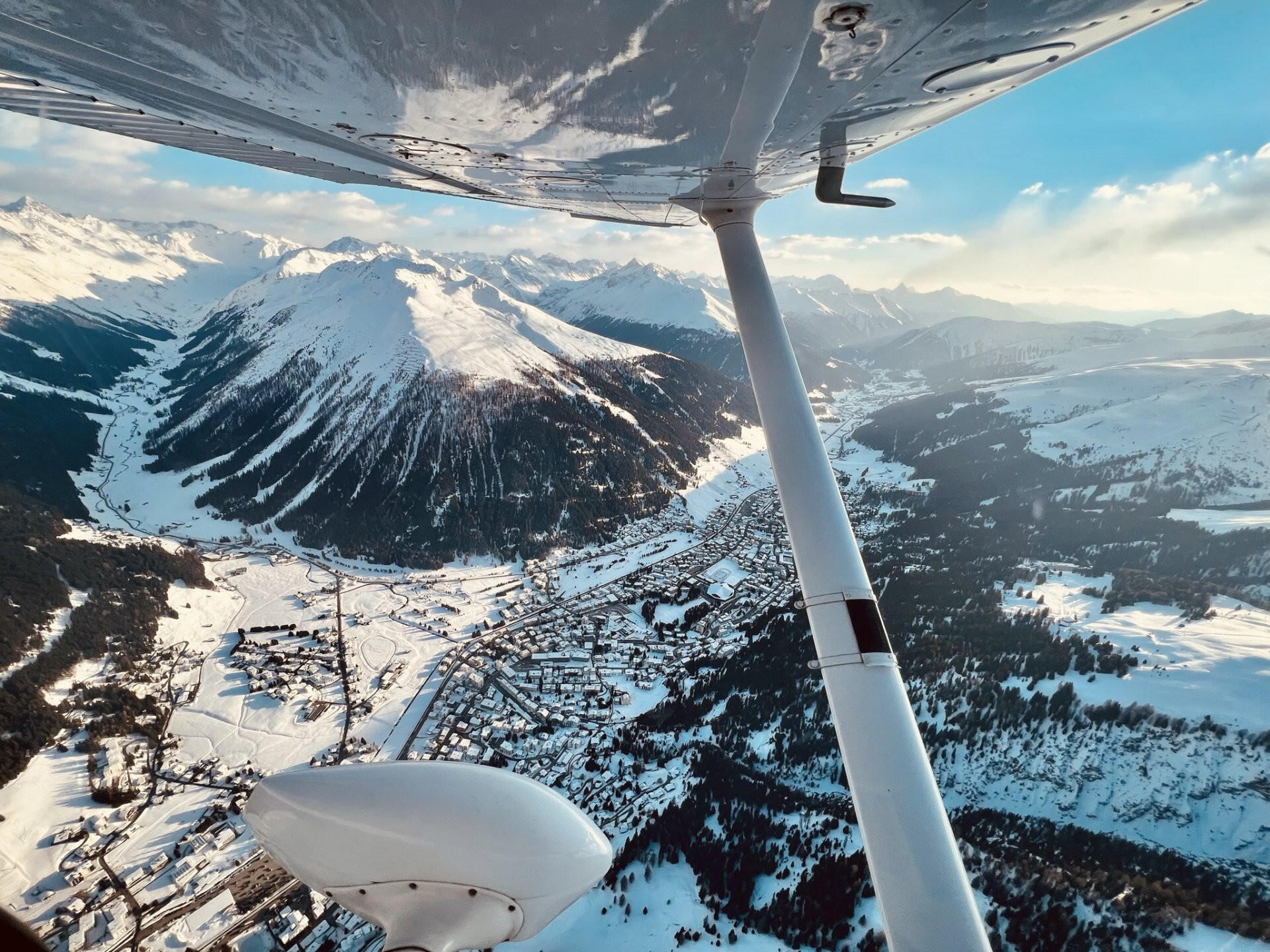 Großer Mythen, Rigi und vieles mehr - ihr bestimmt die Route 🛩️