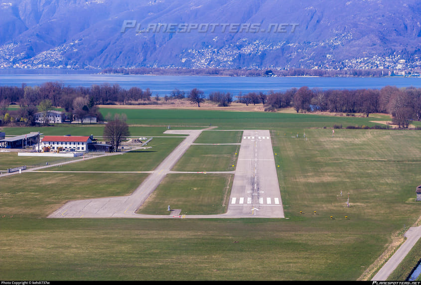 Flight/Vol pour le tessin Locarno