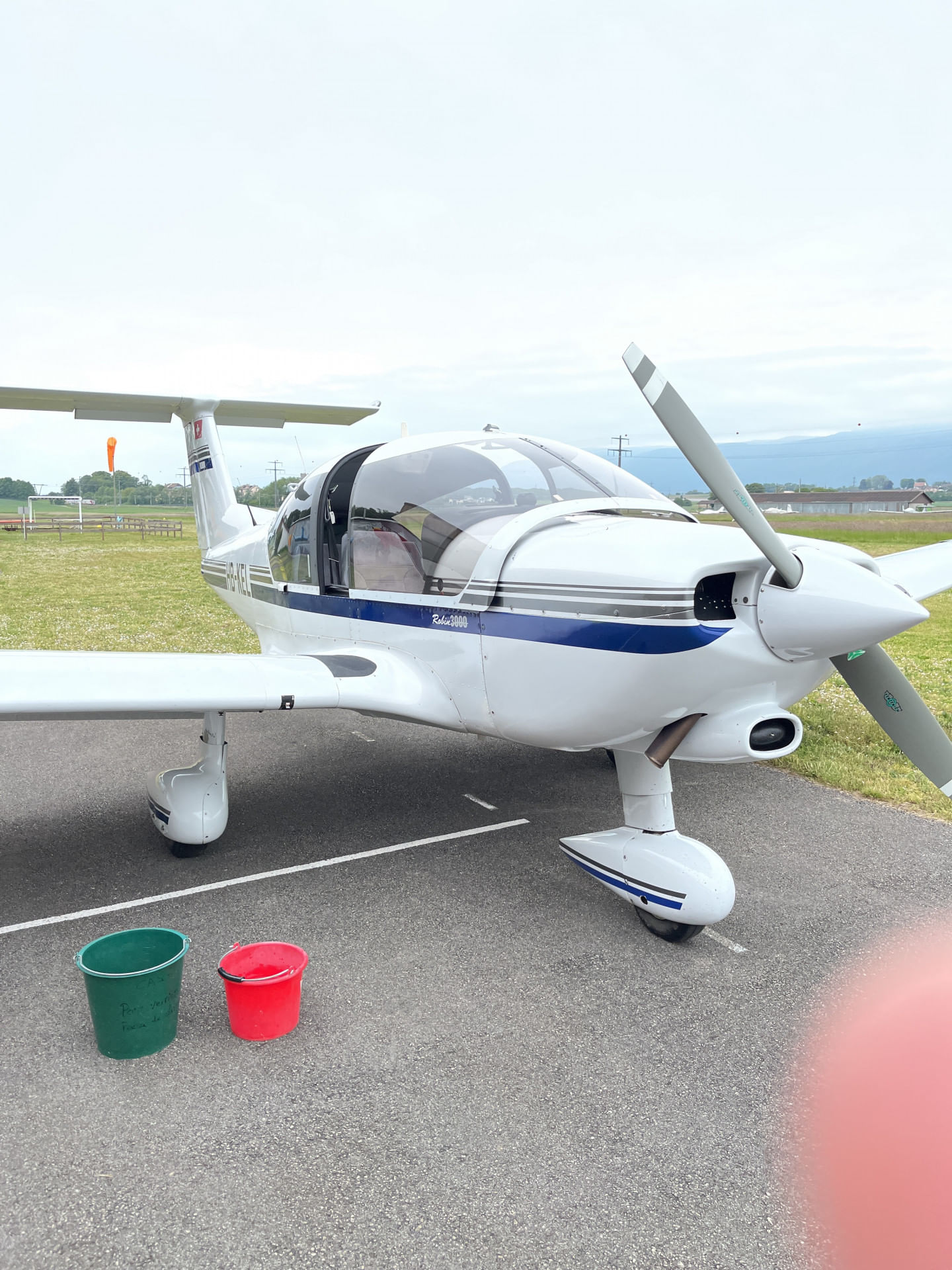 Balade aérienne au Creux du Van