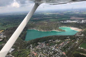 Braunkohleabbaugebiet mit seinen gigantischen Ausmaßen