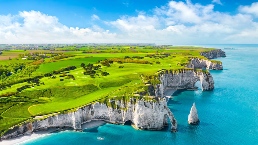 Les Falaises d'Étretat ☀️🌊