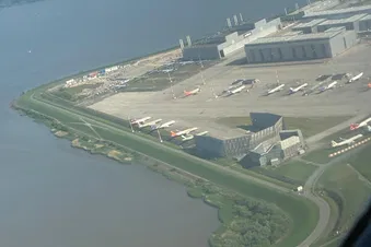 Planespotting: Hamburg Airport & Airbus Finkenwerder