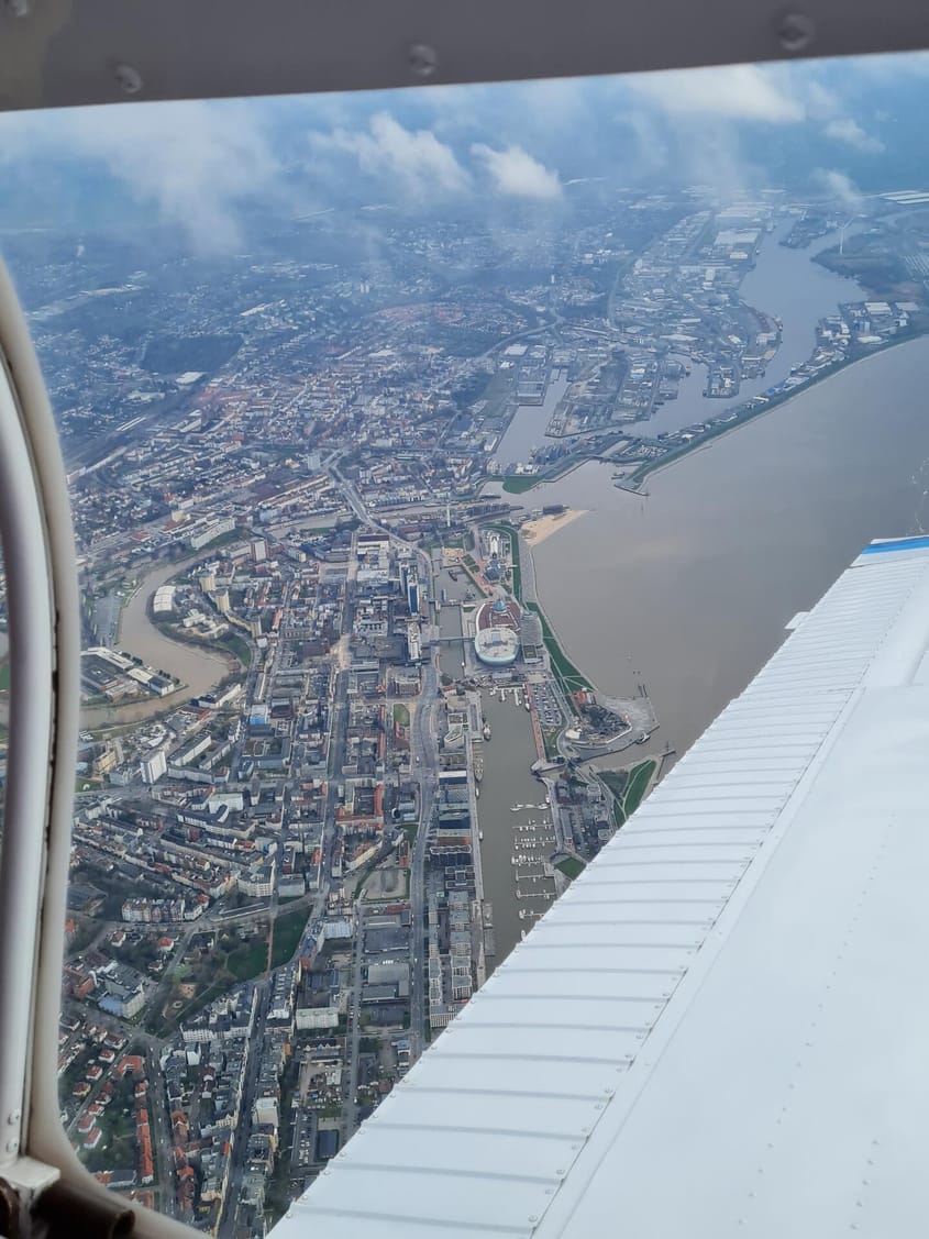 Rundflug über Bremerhaven