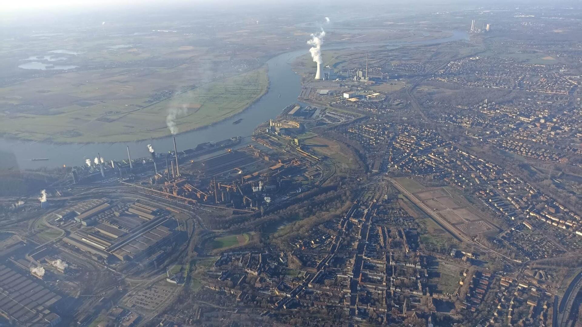 Entspannter Rundflug im Motorsegler – 60 Minuten pur