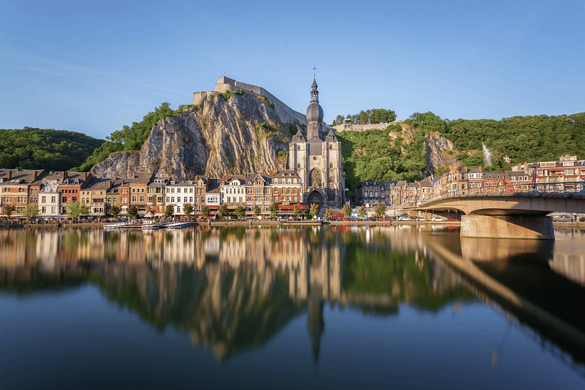 Balade aérienne à la découverte du de Namur et du Hainaut