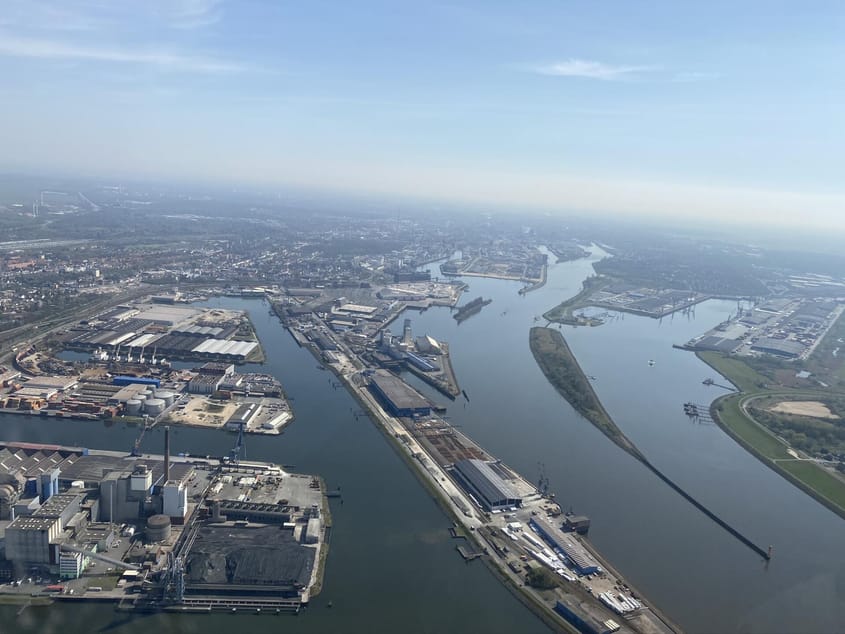 Bremen von oben inklusive Weserstadion und Bunker Valentin