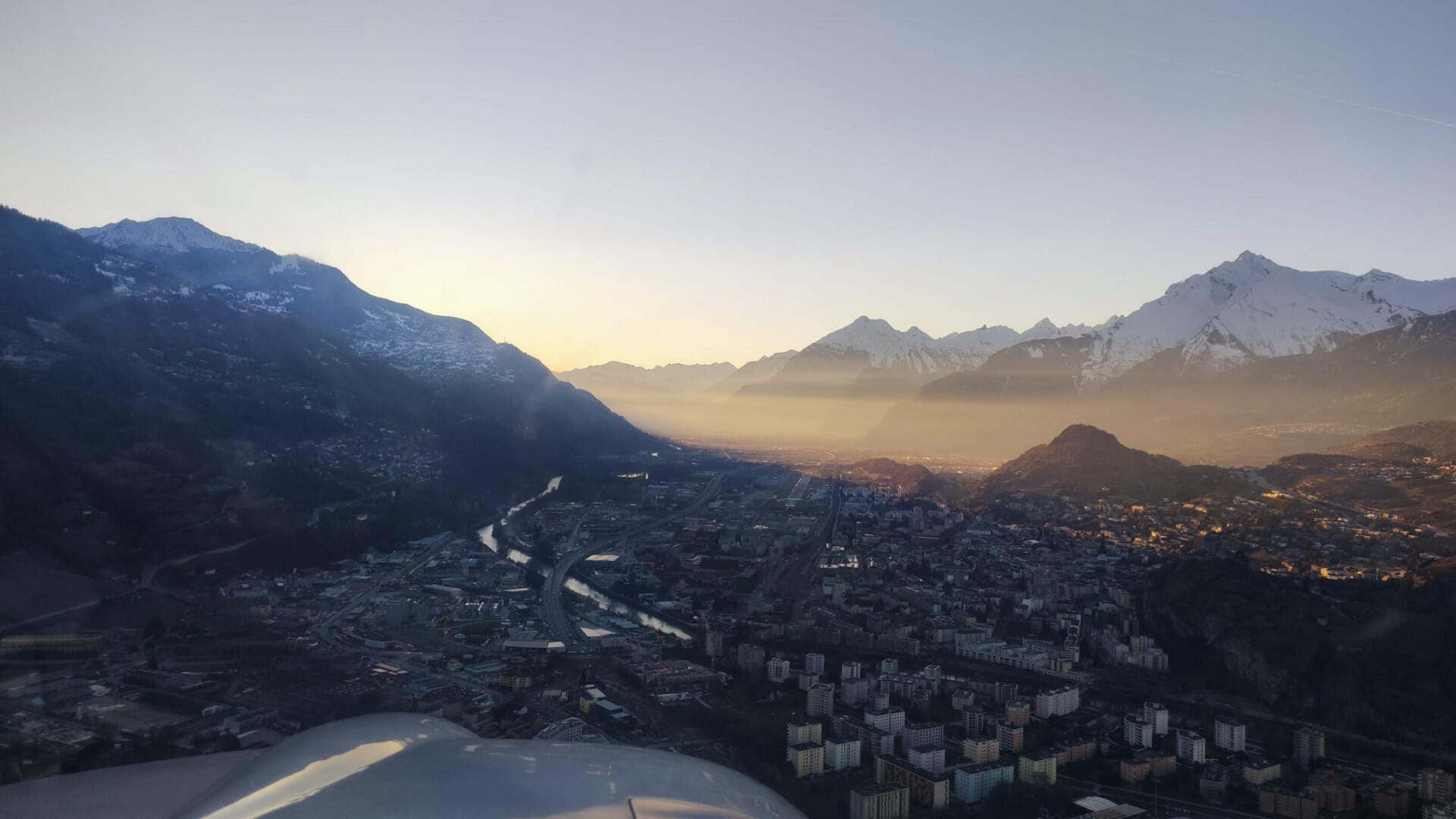 Mountain Scenic Flight / Swiss Alps