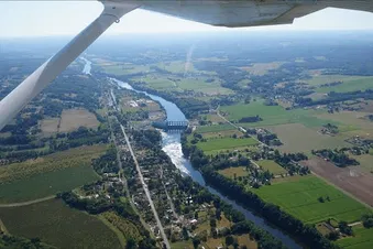 Balade aérienne sur la vallée de la Dordogne