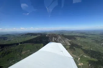 Le mont Mézenc, entre volcans, plateaux et grands espaces.