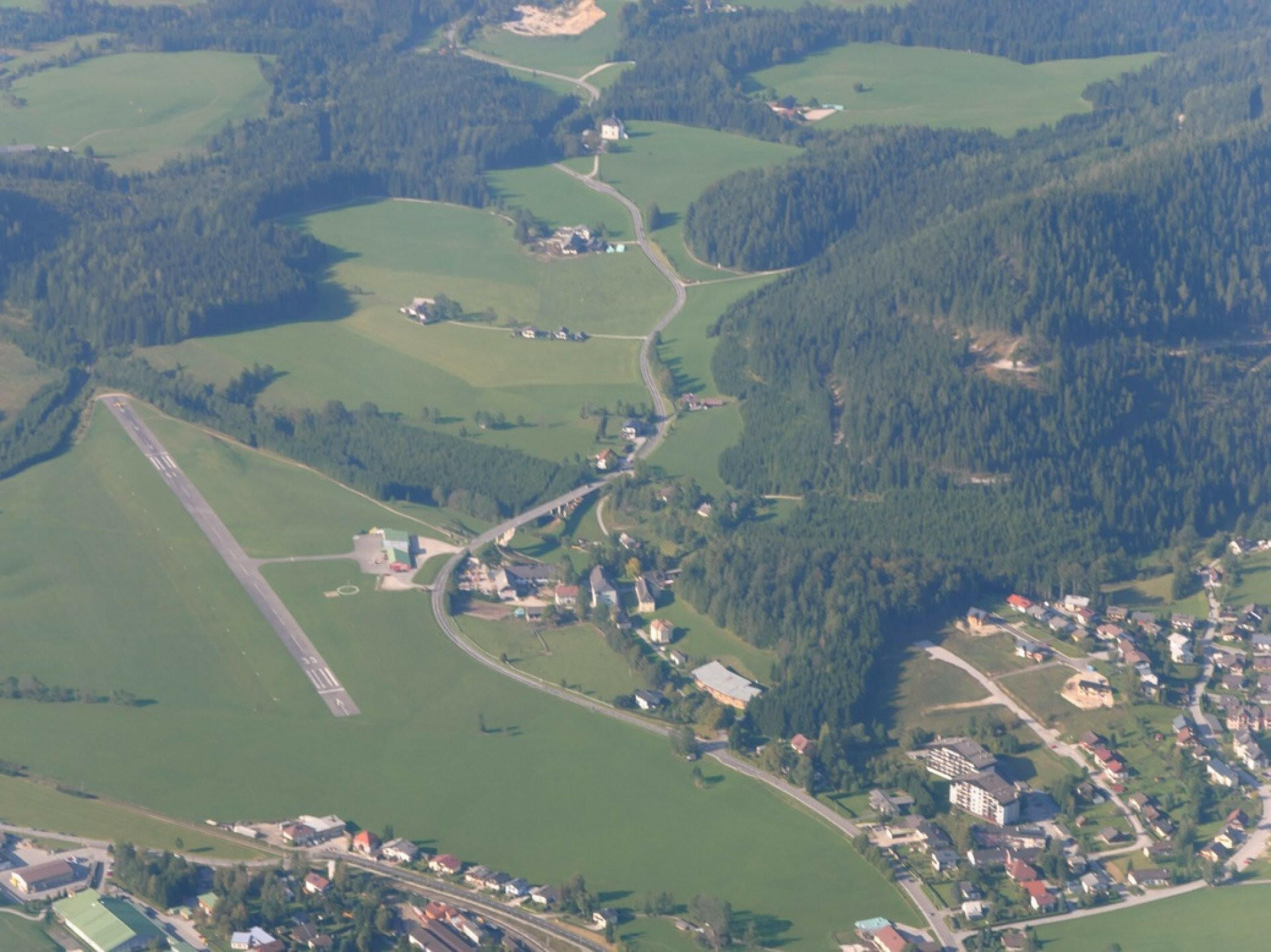 Rundflug zum Ötscher und zur Wallfahrtskirche Mariazell