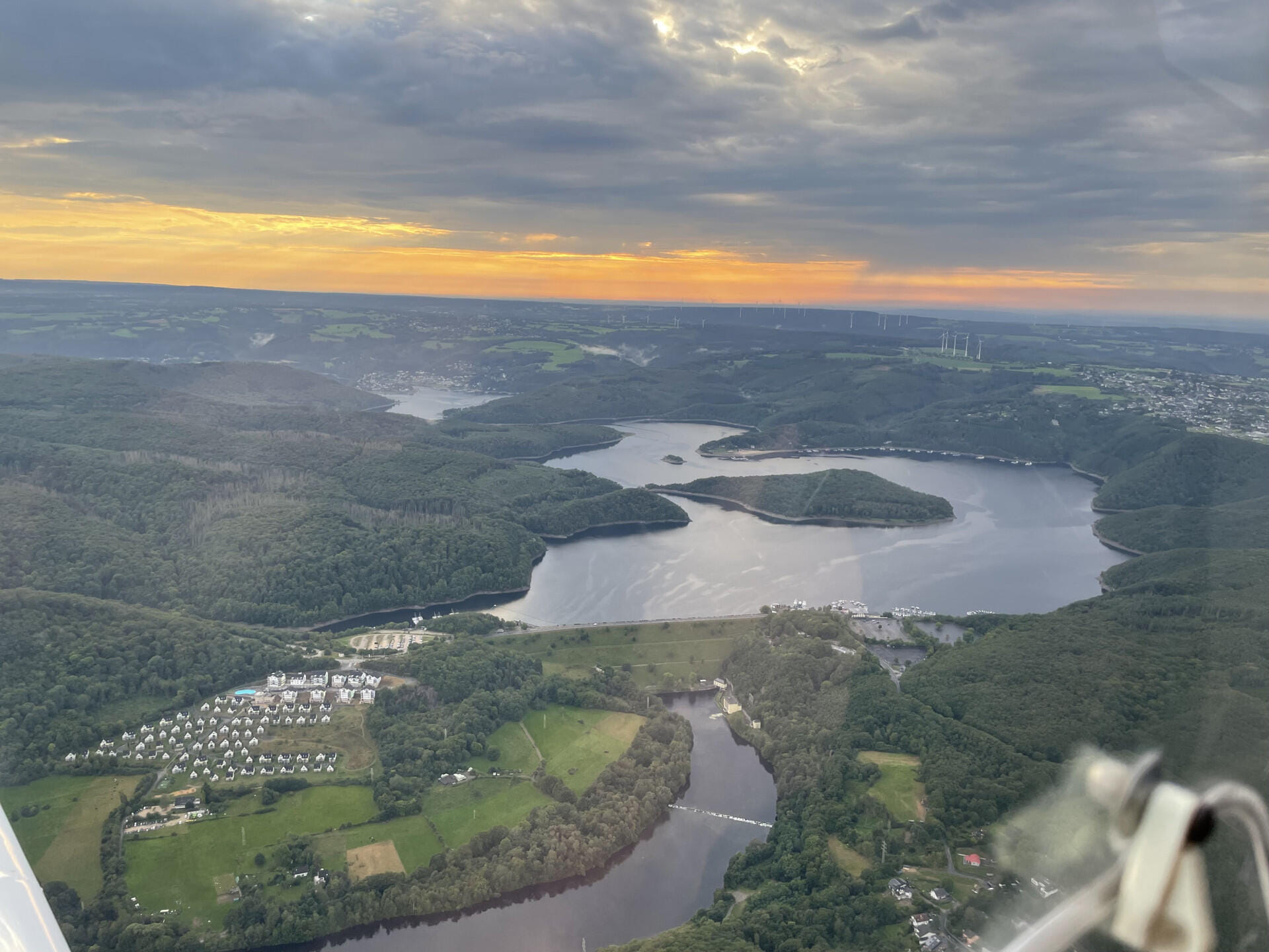 Sonnenuntergang am Rursee