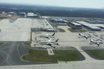 Frankfurt, Deine Flughäfen - Rundflug um Frankfurt