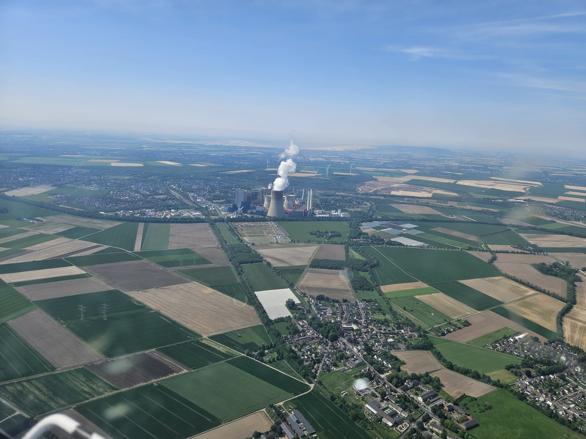Braunkohleabbaugebiet mit seinen gigantischen Ausmaßen