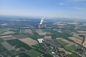 Braunkohleabbaugebiet mit seinen gigantischen Ausmaßen