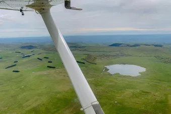 Balade aérienne sur le plateau de l'Aubrac