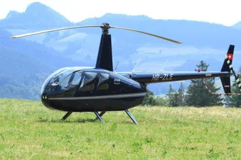 Kleiner Jura-Flug mit Aufenthalt am Bergrestaurant