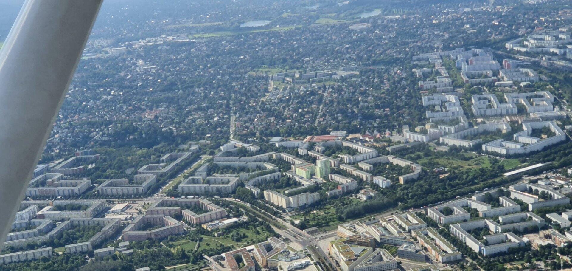 kurzfristig verfügbar - Rundflug mit der Cessna 172 (60min)