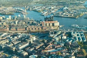Rundflug über Hamburg