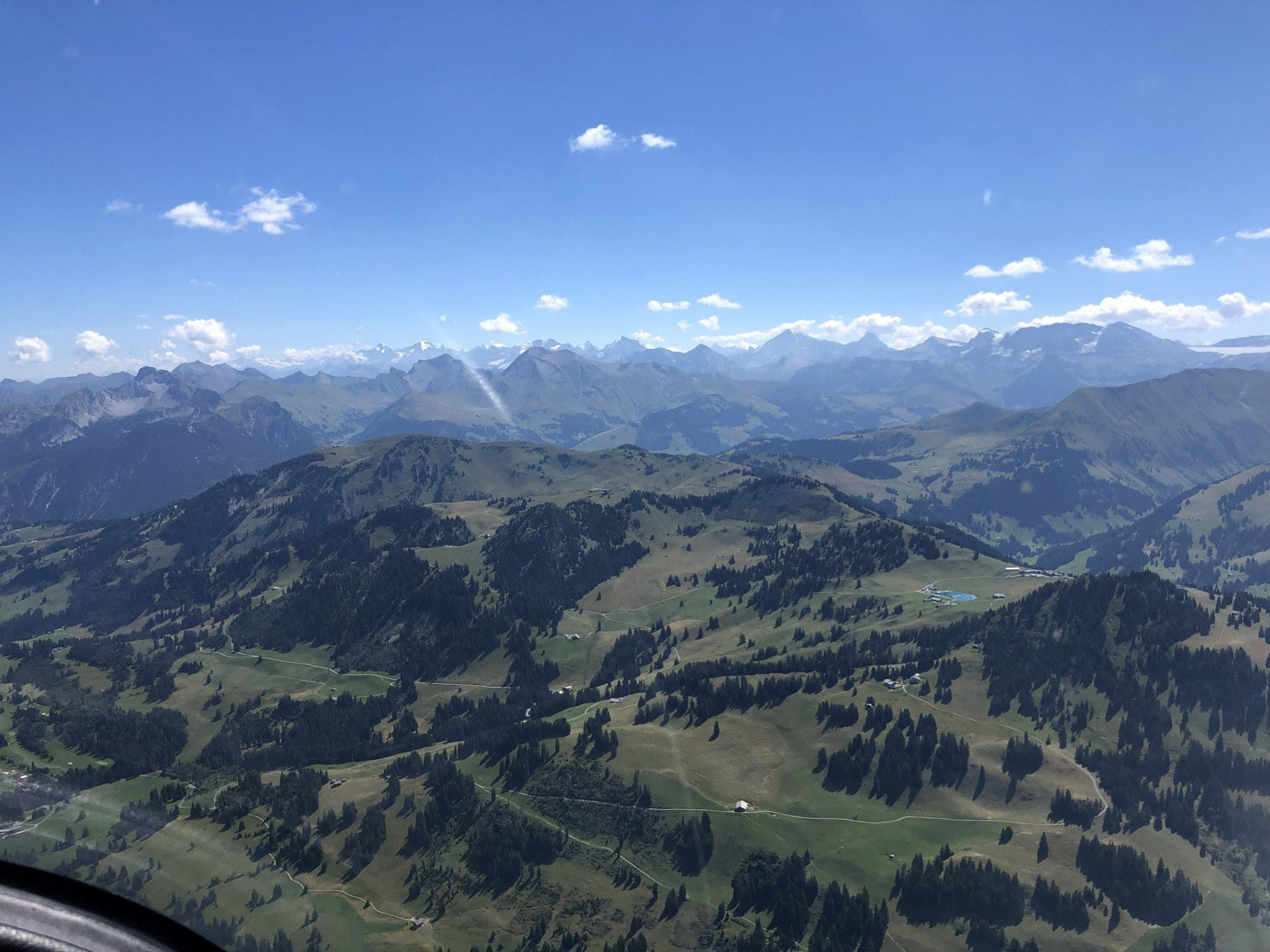 Vol : le "pays d'en haut" Suisse au départ de Montbéliard