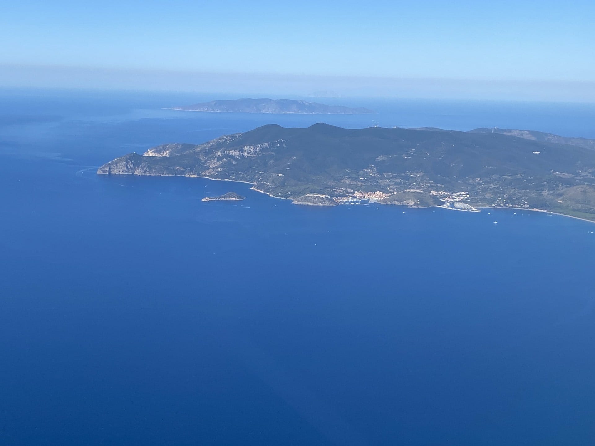 Rome to Elba Island and back Day Trip on Piper Arrow Turbo