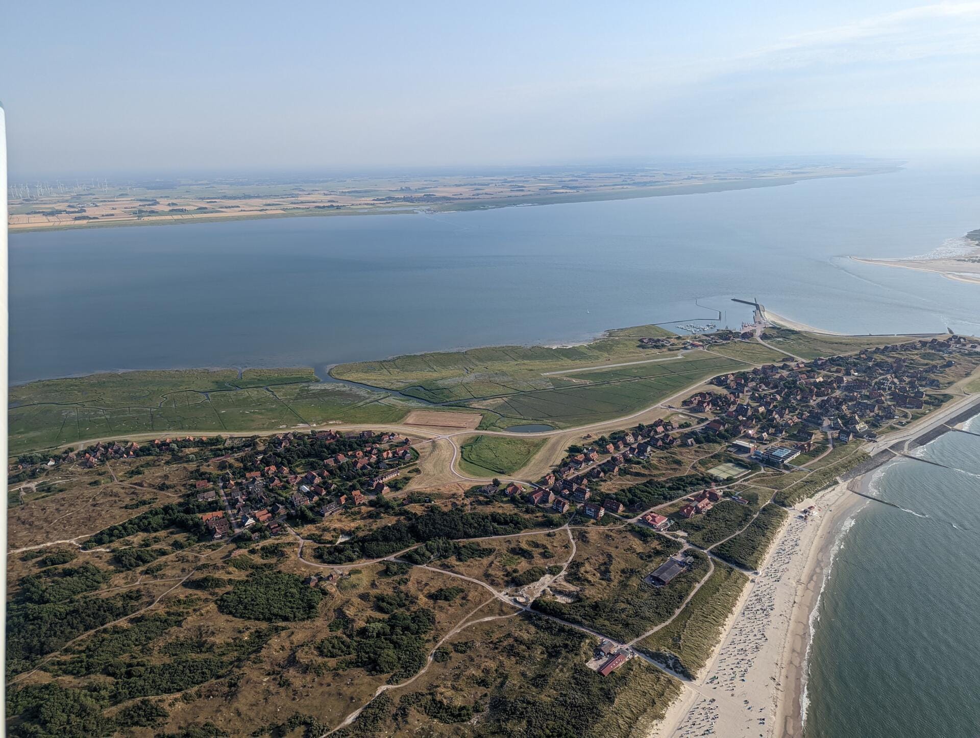 Tagesausflug mit dem Hubschrauber nach Langeoog am 06.08
