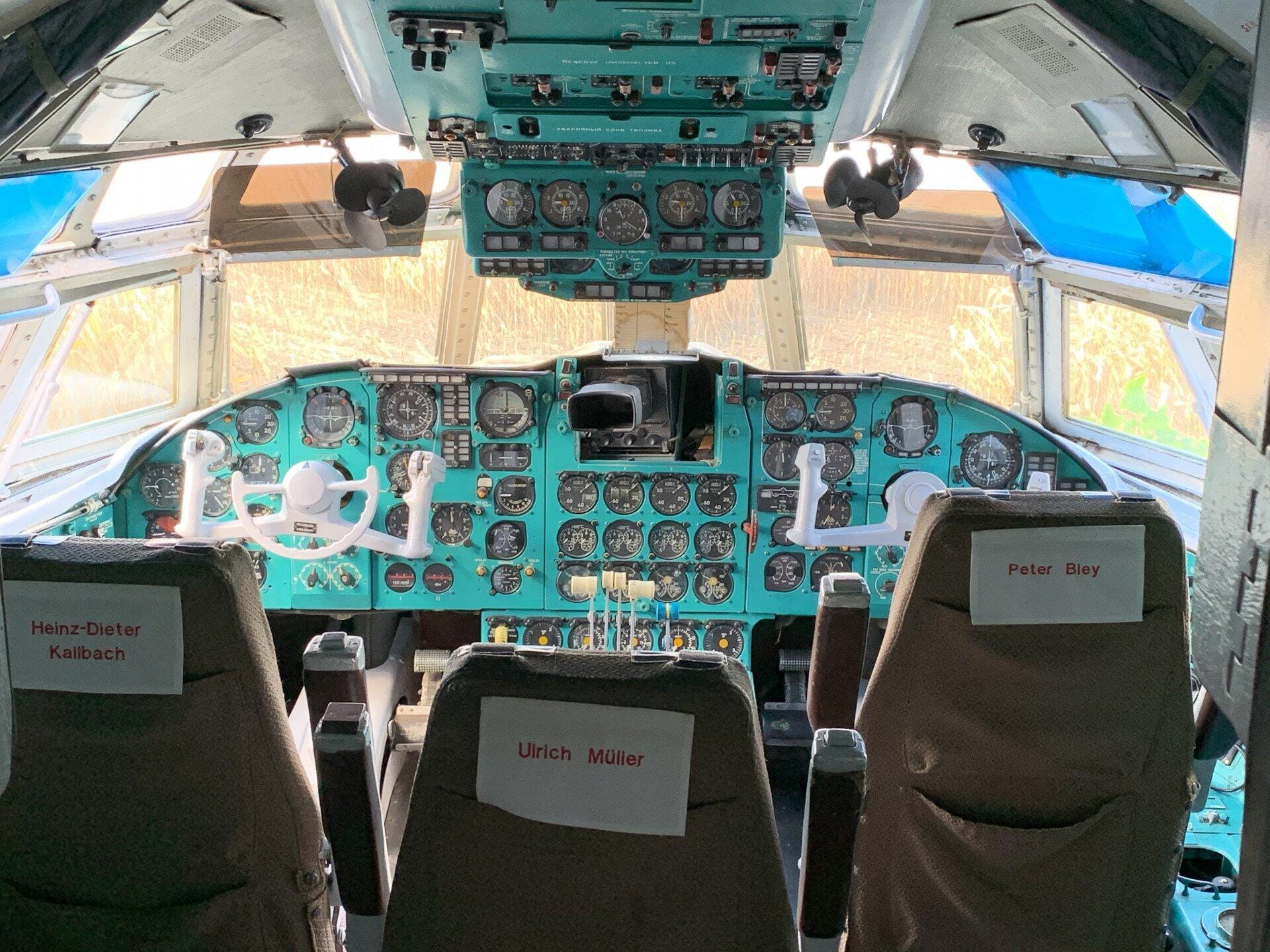 Besuch der IL-62 "Lady Agnes" nach Stölln via Berlin