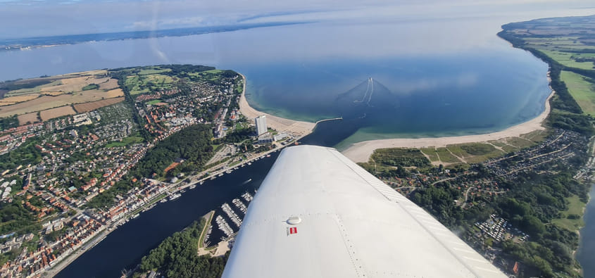 Rundflug - Ostsee -  Insel Poel - Wismar - Schwerin