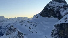 Ein atemberaubender Rundflug über die Herzstücke der Schweiz