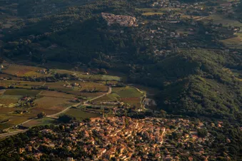 Villages Le Castellet, Le Beausset, La Cadière d'Azur