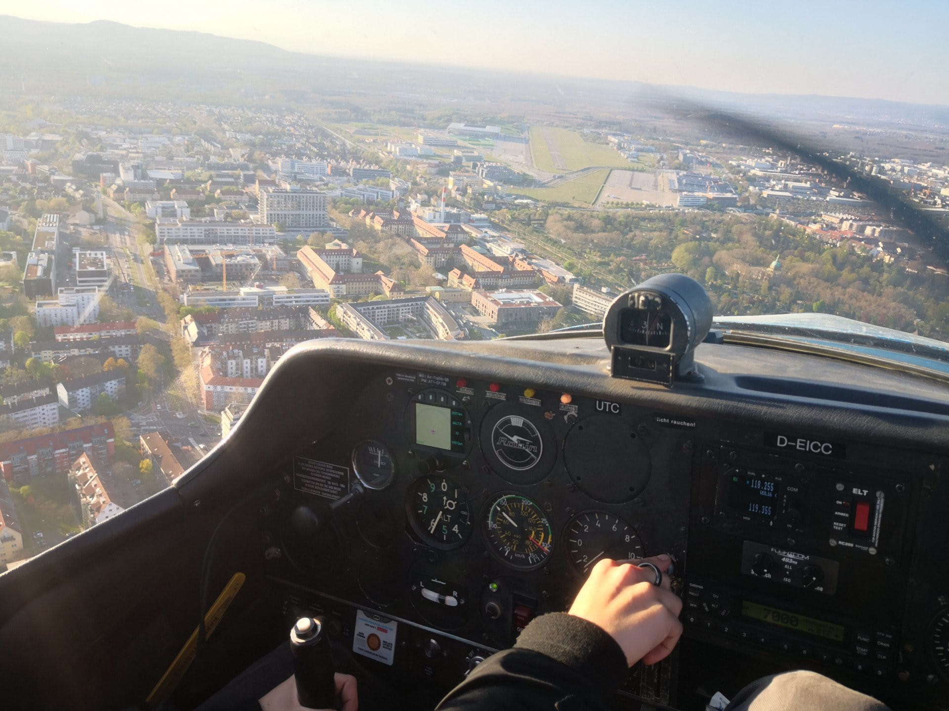 Robin DR300 - 180HP