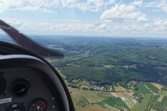 Survol des vallées de la Dordogne, de l'Isle ou du Lot