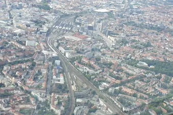 über den Maschsee, die Marienburg und den Deister