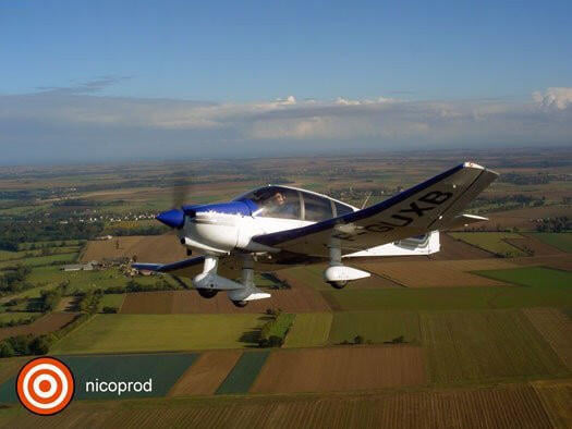 Robin DR 400