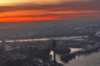 Düsseldorf Sundowner Nightflight