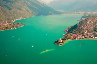 Lac d'Annecy et Aravis au départ d'Annecy - Vol Privatif
