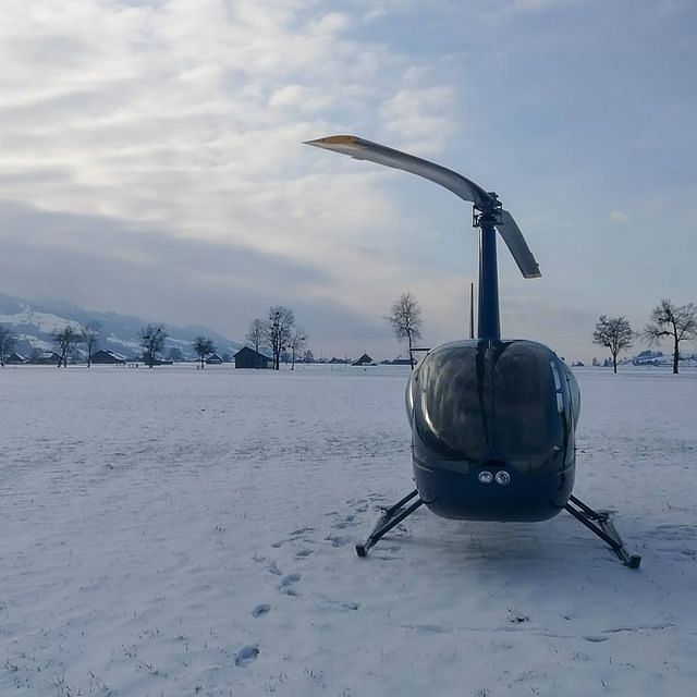 Individueller Helikopterrundflug ab Fehraltorf