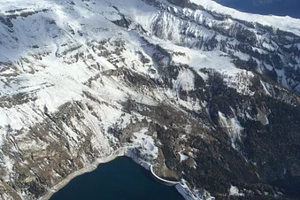 Survol des Alpes Bernoises en hélicoptère
