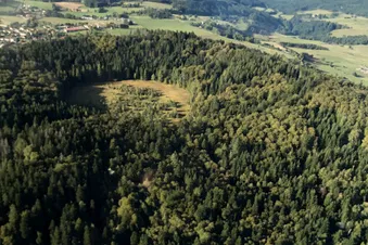 Cratère du Mont Bar