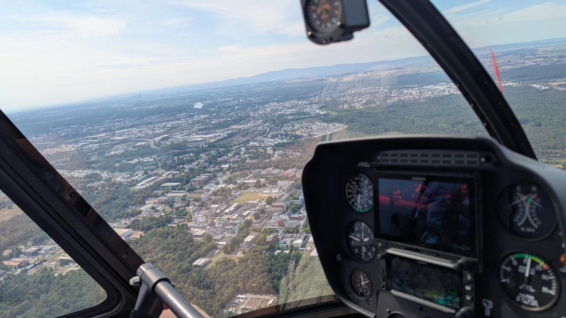 Robinson R44