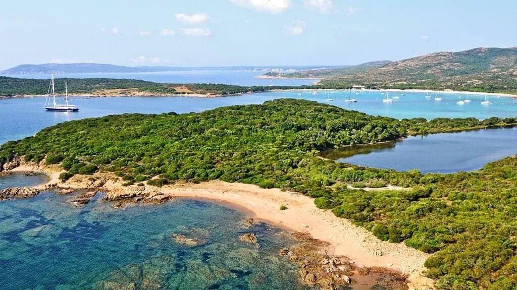 Rive Sud - Ajaccio en Hélicoptère - Vol Privatif