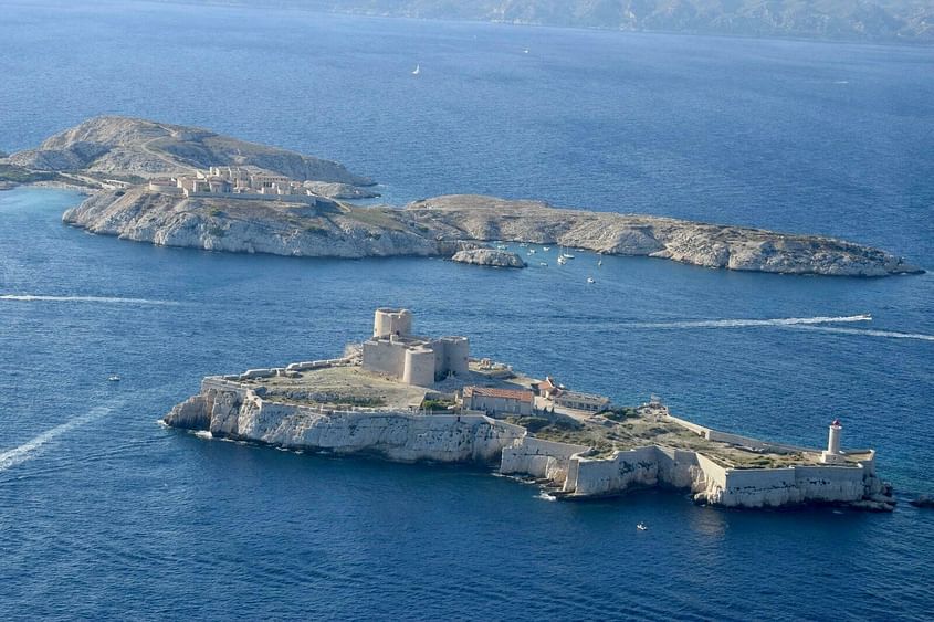Les Calanques, Baie de Marseille et la Côte Bleue