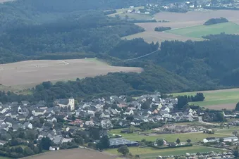 Rundflug in Cirrus SR20: Siegerland – Moseltal – Nürburgring